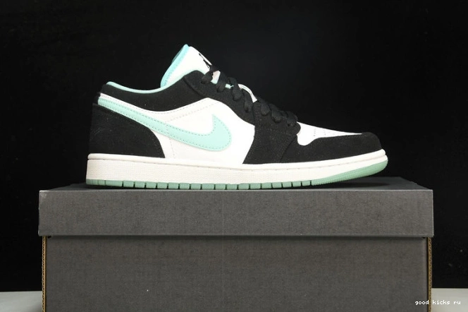 Jordan Island Air Low CQ9828-131 Green 1 0823